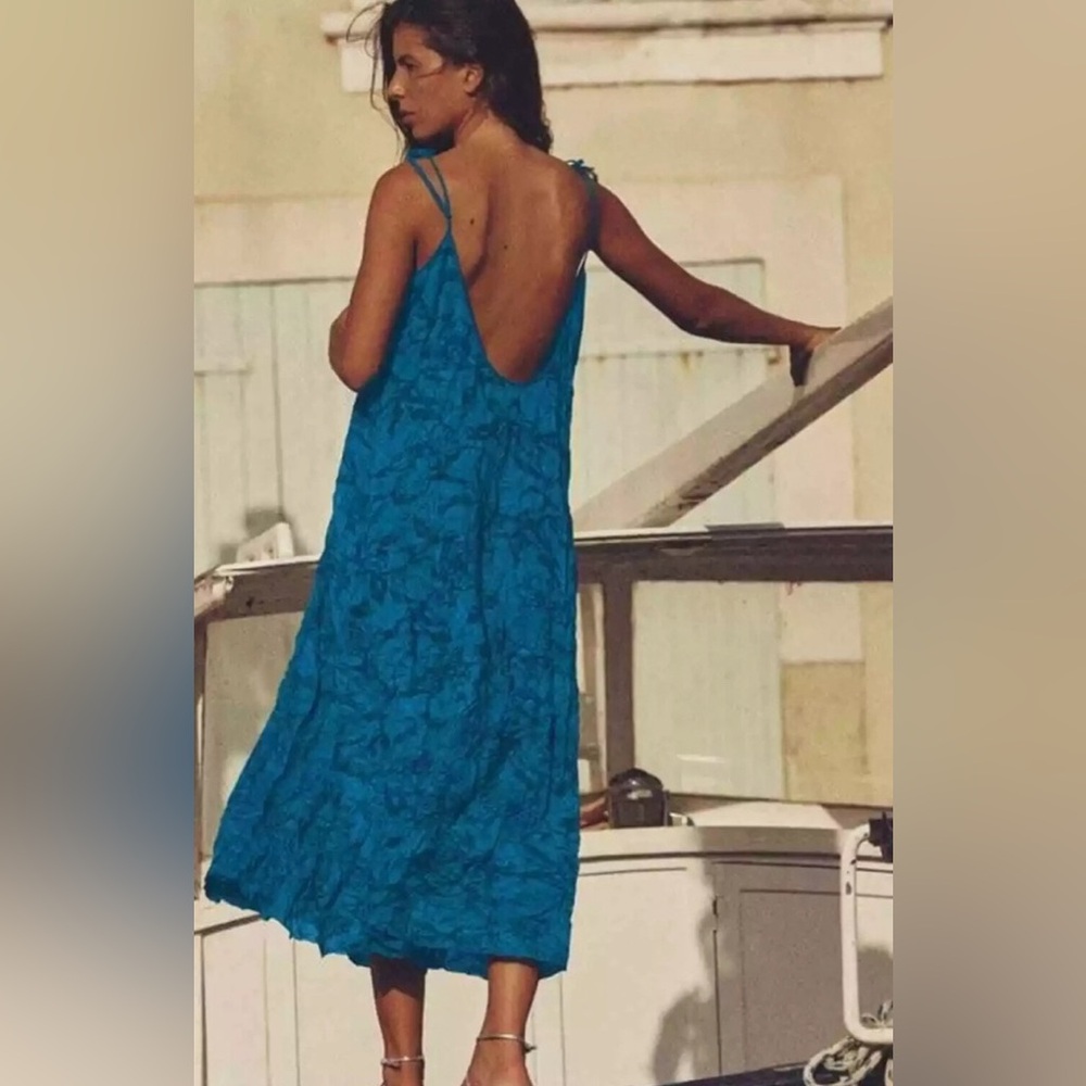 Zara Crinkle Effect Blue Midi Dress